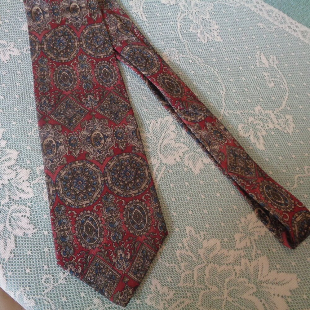 RETRO VINTAGE TIE 417 BY VAN HEUSEN